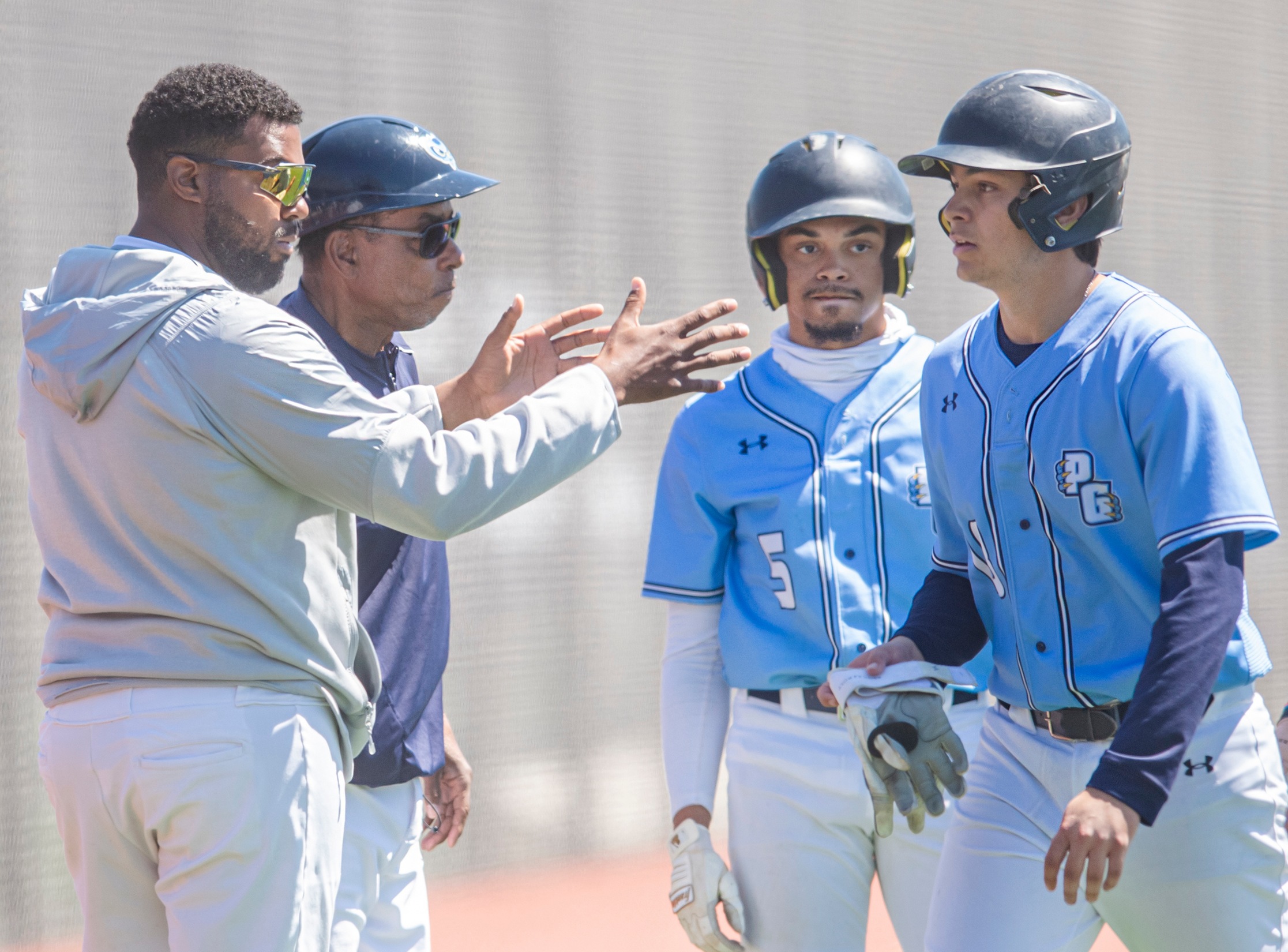 Owls Split With CCBC Dundalk