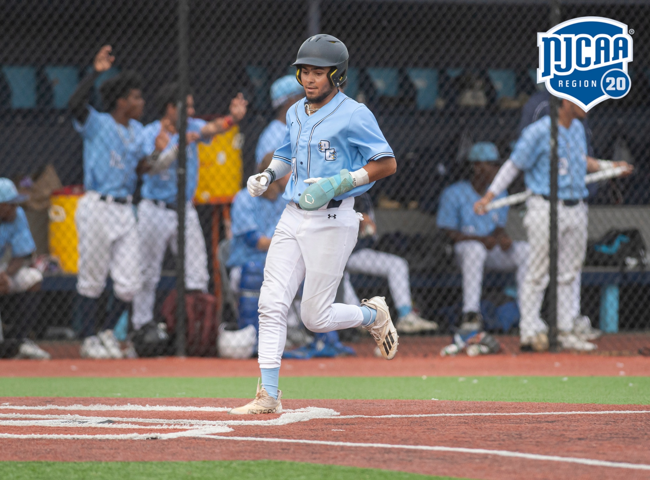 Lebron Named Region 20 DIII Player of the Month