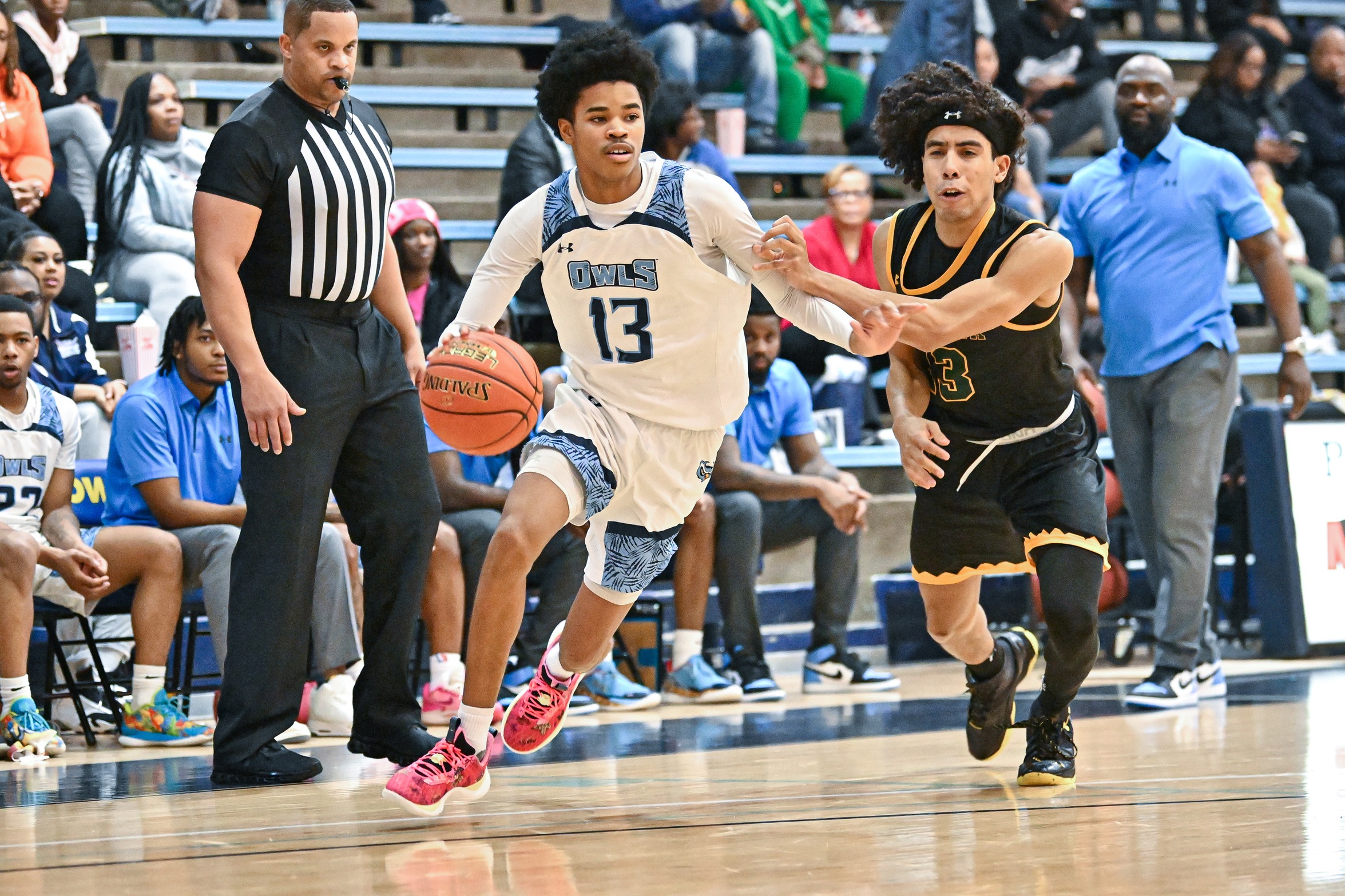 Strong Second Half Lifts Men&rsquo;s Basketball Past Riverhawks